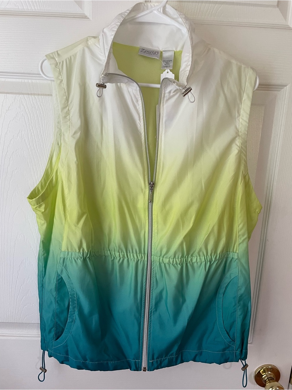 NWT Zenergy Chico’s Size 3 (XL / 16–18) Cyan Ombre Ripstop Zip Vest 💚